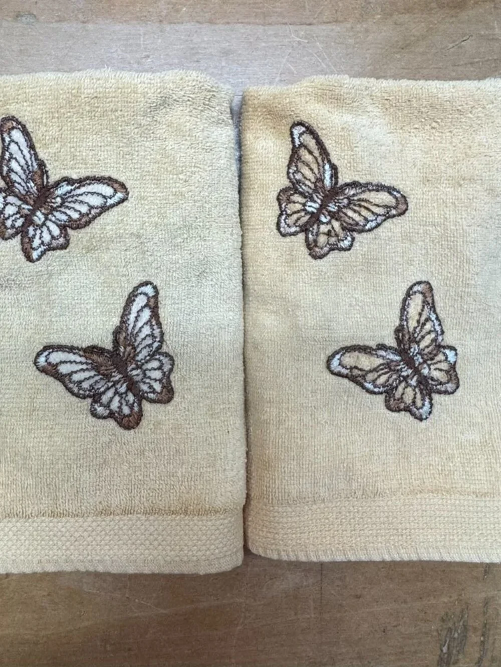 MARTEX Vintage Embroidered Butterfly Towels Lot of 5 MCM Vintage Retro